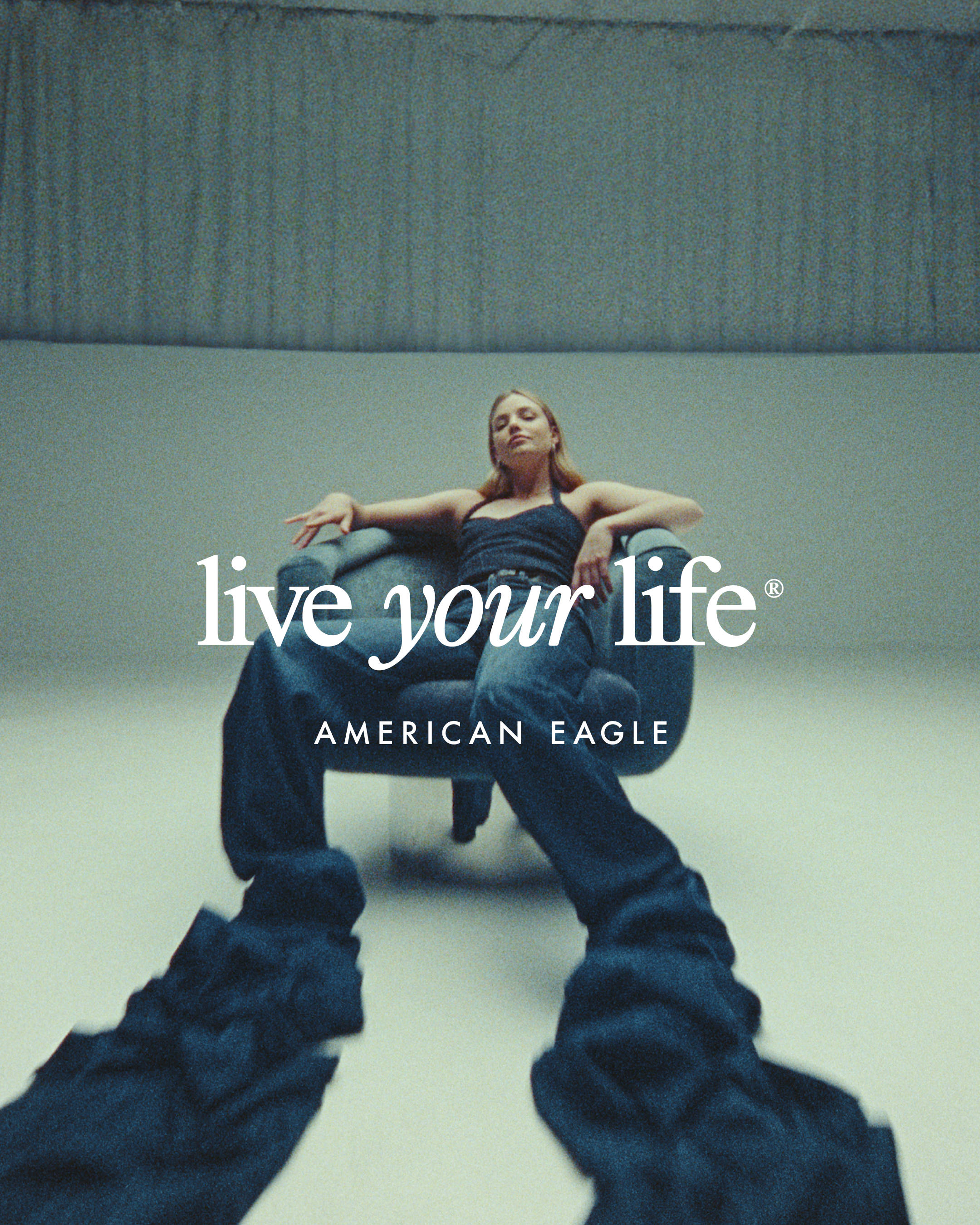 clothing,pants,photography,person,jeans