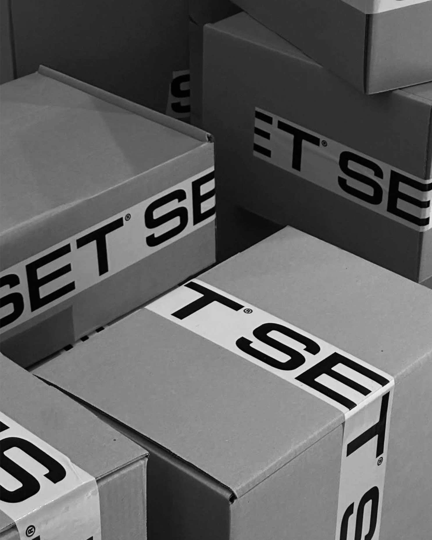 box,cardboard,carton,package,package delivery,person