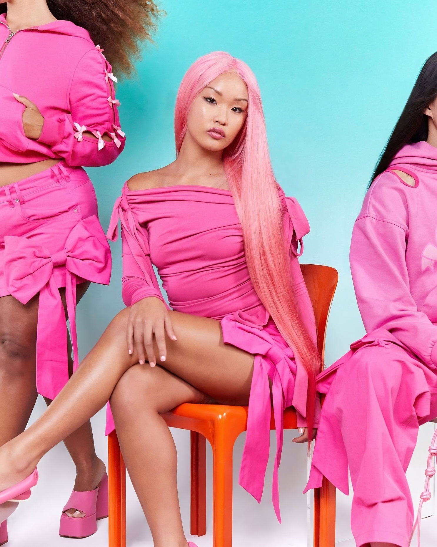 adult,female,person,woman,hair,pink hair,face,head