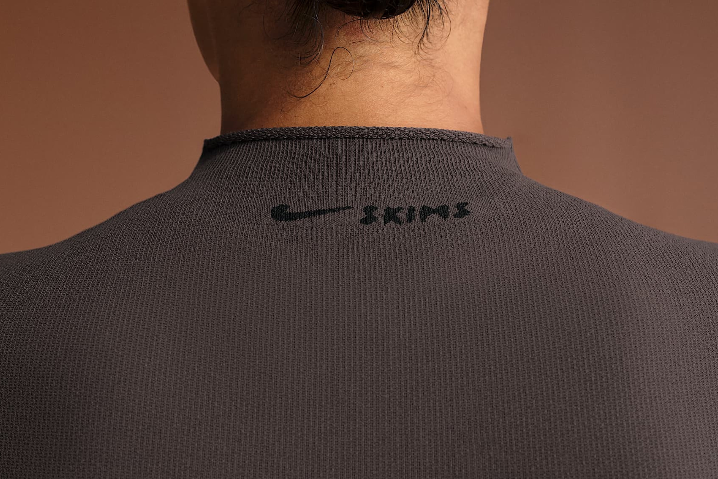 face,head,neck,person,adult,male,man,clothing,knitwear,sweater